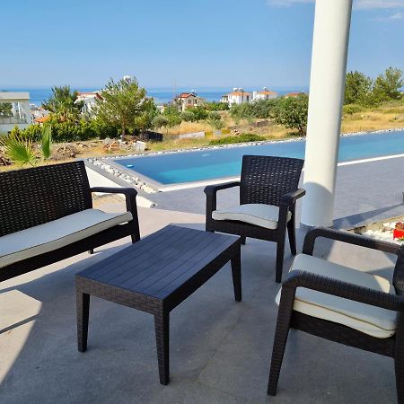 Superior Villa Between The Mountain And The Sea 4+1 Agios Epiktitos Zewnętrze zdjęcie