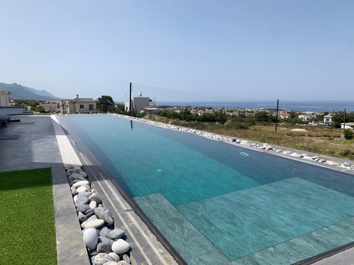 Superior Villa Between The Mountain And The Sea 4+1 Agios Epiktitos Zewnętrze zdjęcie