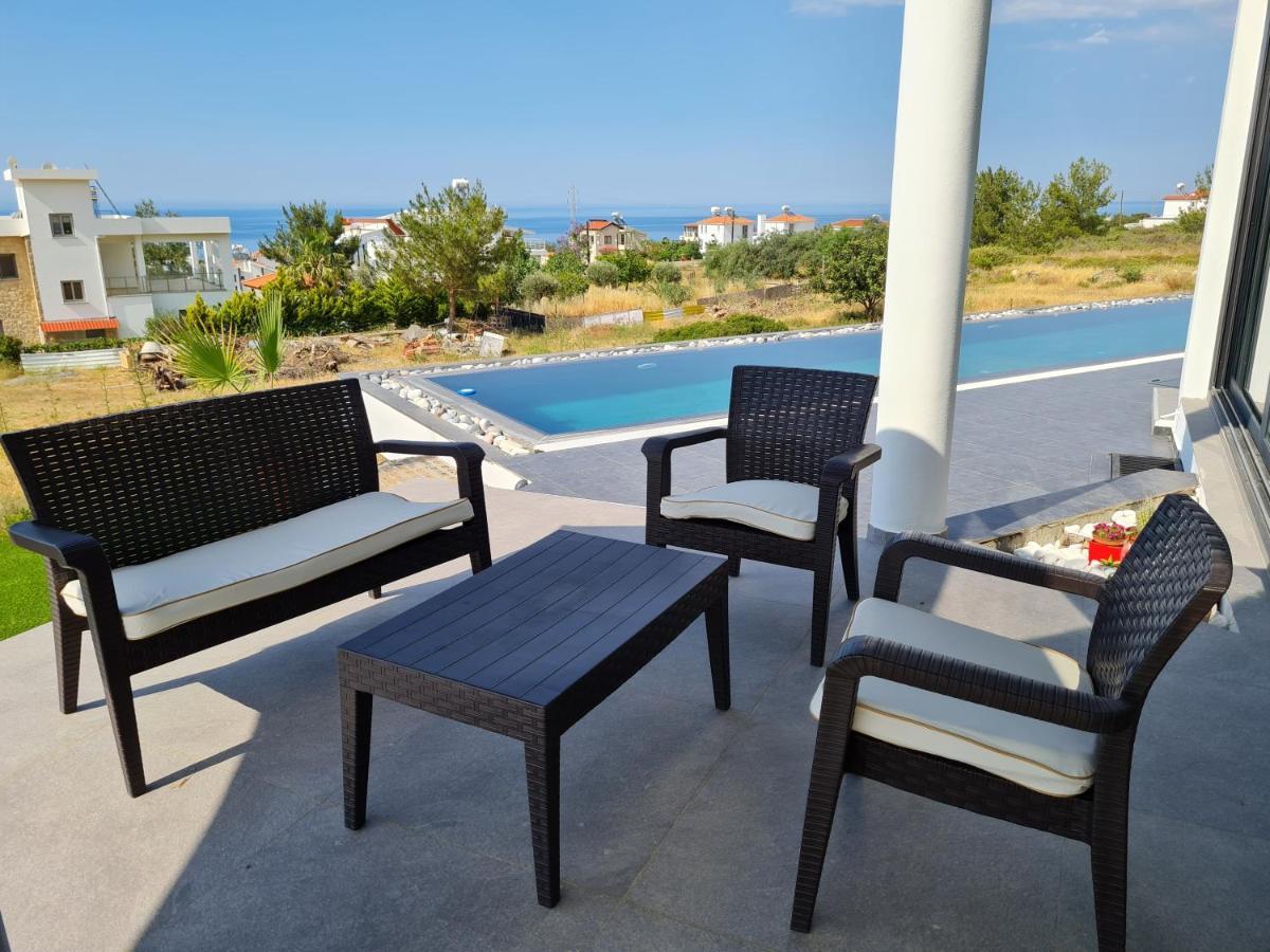 Superior Villa Between The Mountain And The Sea 4+1 Agios Epiktitos Zewnętrze zdjęcie